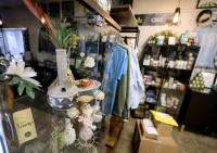 East Dubuque hemp retailer to close later this year