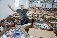 This educator just gave away his 5 millionth book — and will give away thousands to Philly and N.J. teachers this year