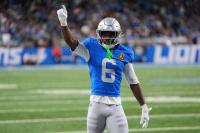 Seattle Seahawks officially sign CB Terrion Arnold, who faces felony charges