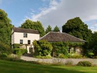 Duelling, revolution and a picture-perfect cottage in Ireland