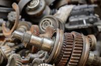 Oman bans trade in 21 categories of used vehicle spare parts