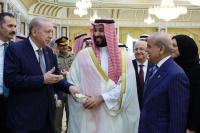 Turkey, Saudi Arabia and Pakistan to hold first defence pact meeting in Istanbul