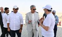 Minister of Tourism and Antiquities Inspects Tethered Balloon Project at Giza Pyramids Plateau