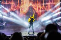 Lionel Richie powers through for a high-energy night at The Muny