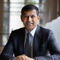 Ex-Reserve Bank of India Chief Raghuram Rajan Says US Federal Reserve Should Raise Rates to Curb Inflation