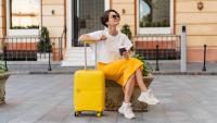 What are some late summer and early fall 2026 travel fashion trends