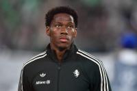 Atletico Madrid in talks over move for Juventus striker Jonathan David