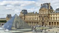 Thieves Smash Case in Vienna Museum, Steal $4 Million Necklace