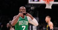 Brown receives key to city in farewell party to Boston