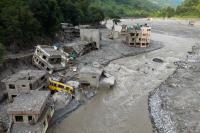 Nepal buries dead as rescuers seek thousands missing after floods