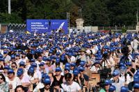 VIDEO // Thousands of people wrote together in Romanian at Great National Dictation