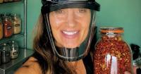 Peckham 'Honey Queen' makes ‘10 out of 10’ hot sauce - but won't sell at supermarkets