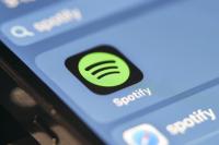 Colombia Makes History as Two Female Artists Top Spotify’s Global Chart
