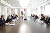 Pashinyan, Tajik President Discuss Regional Developments