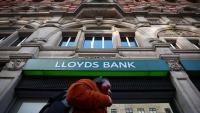 Lloyds Bank issues warning to customers aged 18 to 24 who use AI for personal finance