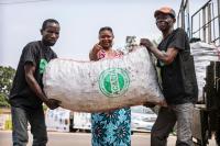 Renewable charcoal from acacia plantations reaches market in DRC’s Tshopo Province