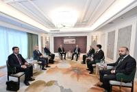 President of Azerbaijan and Prime Minister of Armenia meet in Bishkek