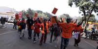Police arrest youth activists over oil dependence protest