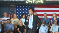 Ramaswamy holds town hall in Riverside as Ohio governor campaign continues