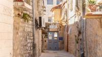 All Christian schools in Jerusalem shut after Israel refuses entry to Palestinian teachers