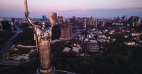Russia launches nighttime missile attacks on Kyiv, killing at least four