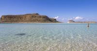 Greek island branded 'hell on Earth' as packed crowds barely able to walk ashore