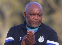 MOSIMANE RETURNS TO BAFANA BAFANA HELM 