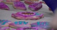 Tennessee bakery sells Dolly Parton cookies to benefit Imagination Library