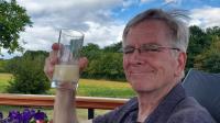 Rick Steves' Clever Tip To Avoid Overpaying For Meals At Restaurants In Europe
