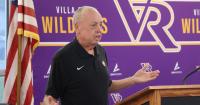 Legendary sportscaster speaks to VRHS students