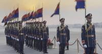 Xi warmly greeted at Cairo International Airport