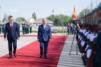 PM Shehbaz given guard of honour at Kyrgyz presidential palace