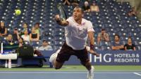 Auger-Aliassime advances past Hijiata in opening-round win at U.S. Open