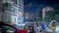 Russian strikes kill 2 Ukrainian civilians as Moscow and Kyiv threaten to raise the stakes