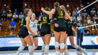 South Dakota State Volleyball Hosts No. 1 Nebraska, SDSU Invite This Weekend