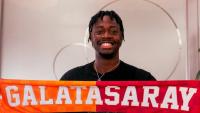 Galatasaray bring in towering Leipzig defender Bitshiabu on loan