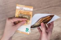 Latvian average salary was 1,886 euros in second quarter