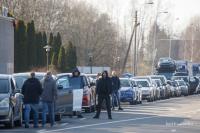 "Didn't want to risk the plane." Why Belarusians Pay Almost 200 Euros to Choose a Border Crossing Date