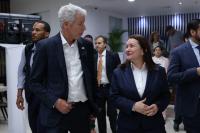 White House, Caracas release details on historic US-Venezuela oil deal