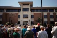 Prayer event at Kane County judicial center aims to show support for immigrants amid continued ICE activity