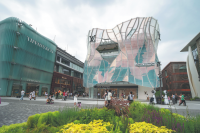 Trends reshaping premium retail market