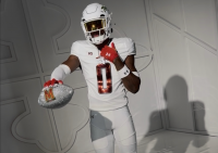 Zion Elee was born for the spotlight. He’ll enter it with Maryland football.