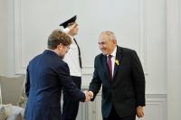 Armenian Prime Minister holds farewell meeting with French Ambassador