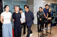 Chinese artists withdraw from biennale