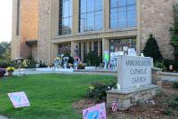 Annunciation Pastor Points to God’s Healing Power 1 Year After Church and School Shooting