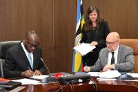 Uganda, US sign $1.7b five-year deal in major health sector financing shift