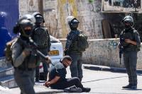 Israeli Occupation Steps Up West Bank Raids, Arrests 21 Palestinians