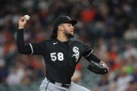 Chicago White Sox lose game and series to Houston Astros after another rough outing from Luis Castillo