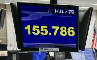 Yen surges in New York on BOJ rate hike speculations
