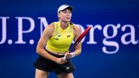 Clinical Rybakina marches into US Open third round